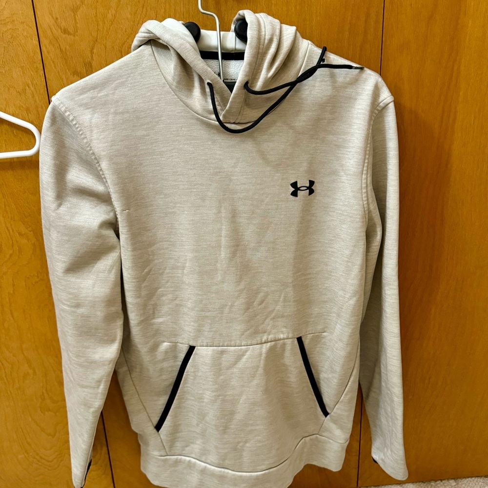 Men’s Under Armour hoodie